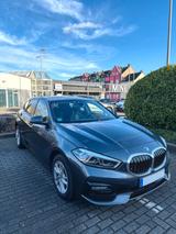 BMW 118d Sport Line Automatik Schiebedach 8f-bereift - BMW 1er Reihe mit Diesel-Antrieb: Kleinwagen