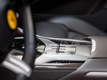 صورة مصغرة 21 لـ 2023 Ferrari PUROSANGUE