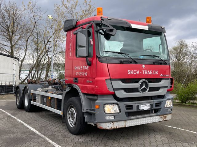 Mercedes-Benz Actros 2544 - 6x2 - Flach cabin - mp3 -2011