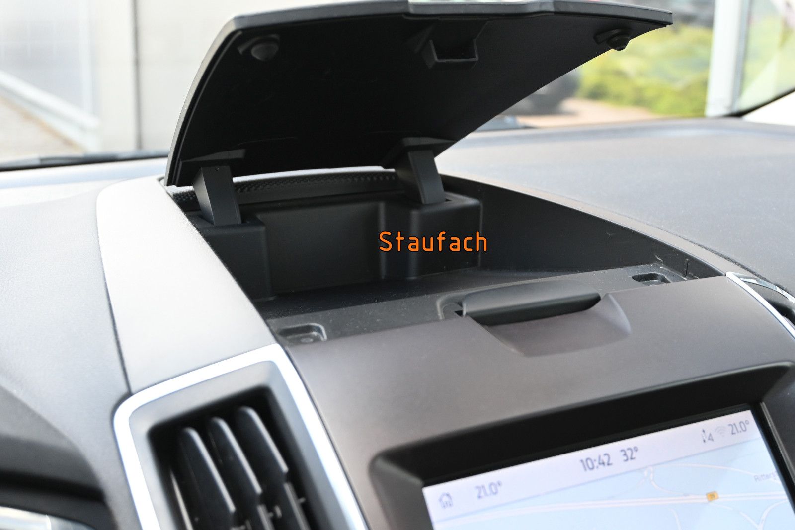 Fahrzeugabbildung Ford Galaxy 2.0 EcoBlue Titanium °AHK°PANO°BUSINESS 3