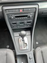 Audi A4 2.0 TDI multitronic Avant - - Audi A4 aus 2005: TDI