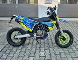 Husqvarna 701 SM Supermoto, viel Zubehör, gr. Service neu - HUSQVARNA MOTORRAD