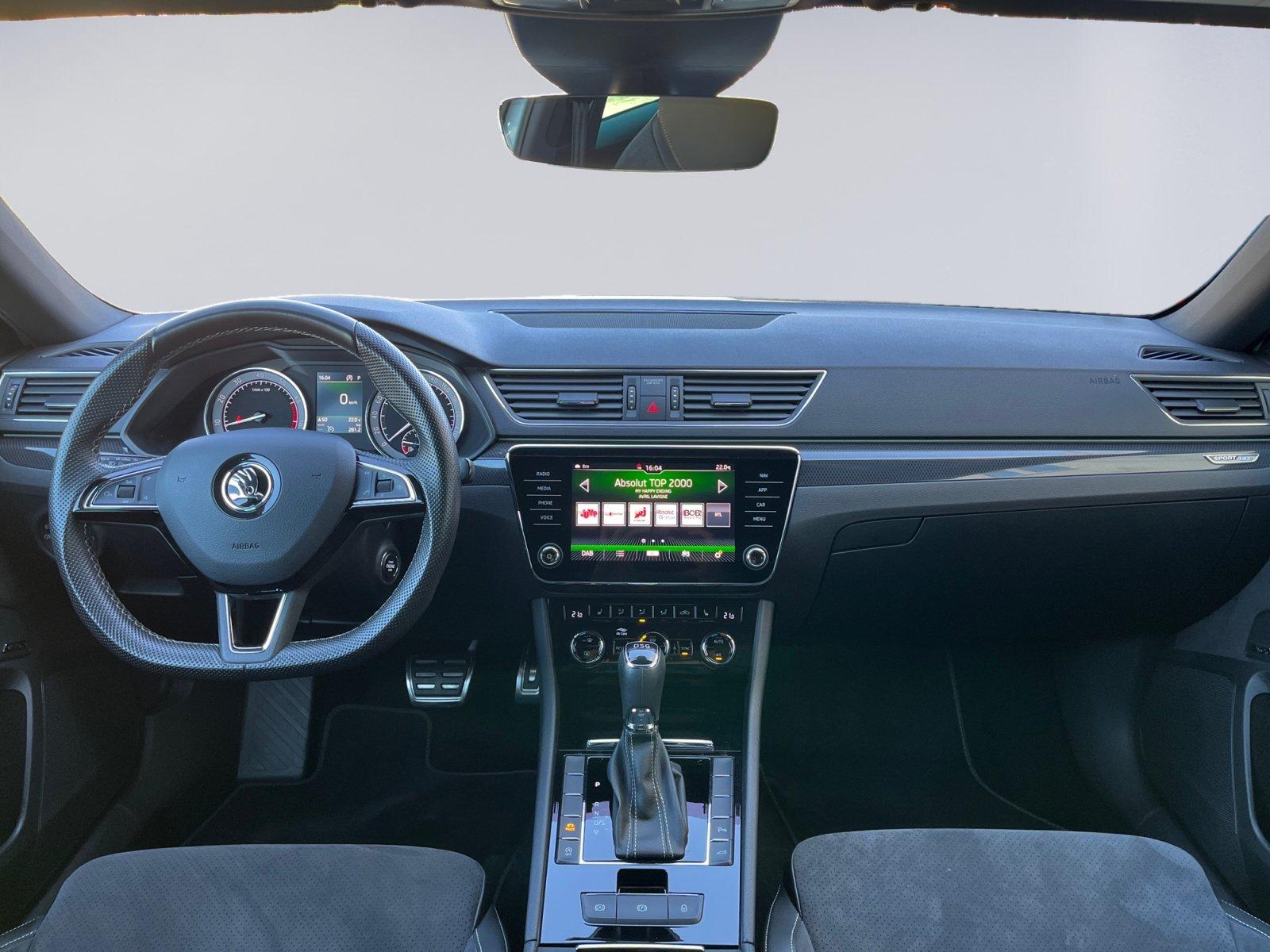 Skoda Superb Combi 1.8TSI DSG Sportline Navi+Winterpak