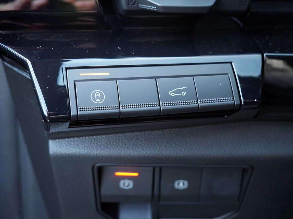 Fahrzeugabbildung Renault Austral Esprit Alpine Full Hybrid E-TECH 200