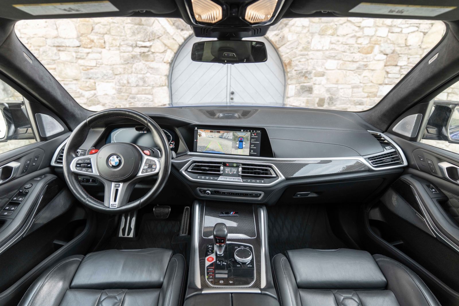 Fahrzeugabbildung BMW X5 M Competition B&W LASER HUD 360° PANO ACC
