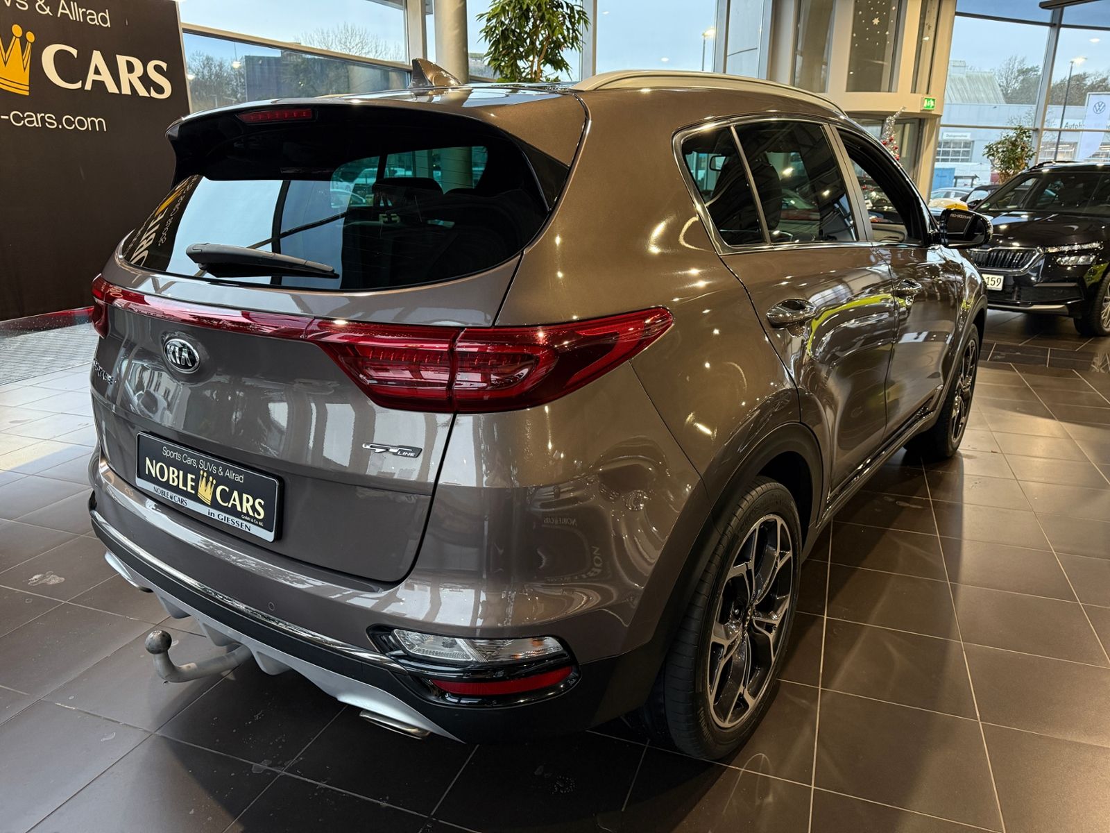 Fahrzeugabbildung Kia Sportage GT-Line 4WD AHK JBL ALU