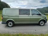 Volkswagen T5 Transporter - Volkswagen T5: Firmenfahrzeug