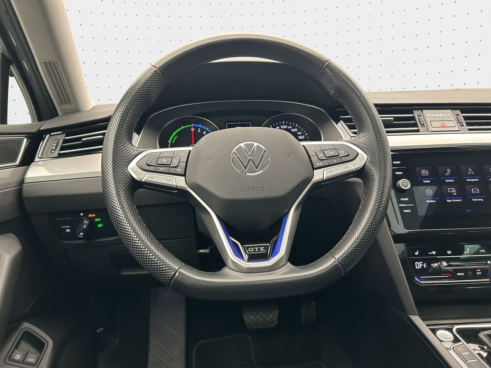 Volkswagen Passat Variant - Bild 9