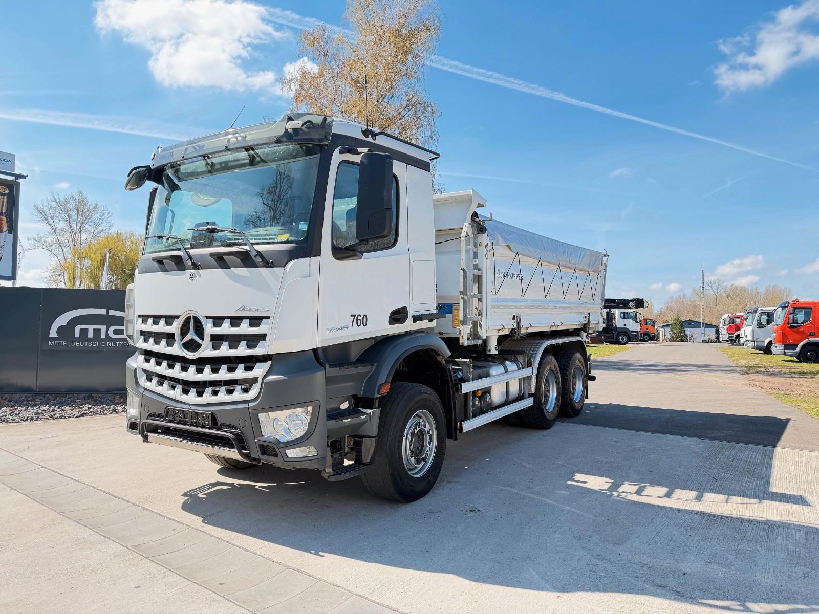Mercedes-Benz Arocs 3348 6x4 Kipper Bordmatik AHK