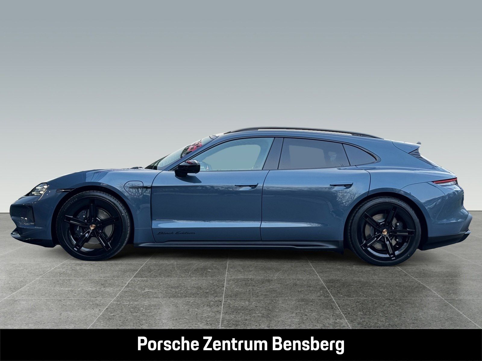 Porsche Taycan Sport Turismo Black Edition imagem 2