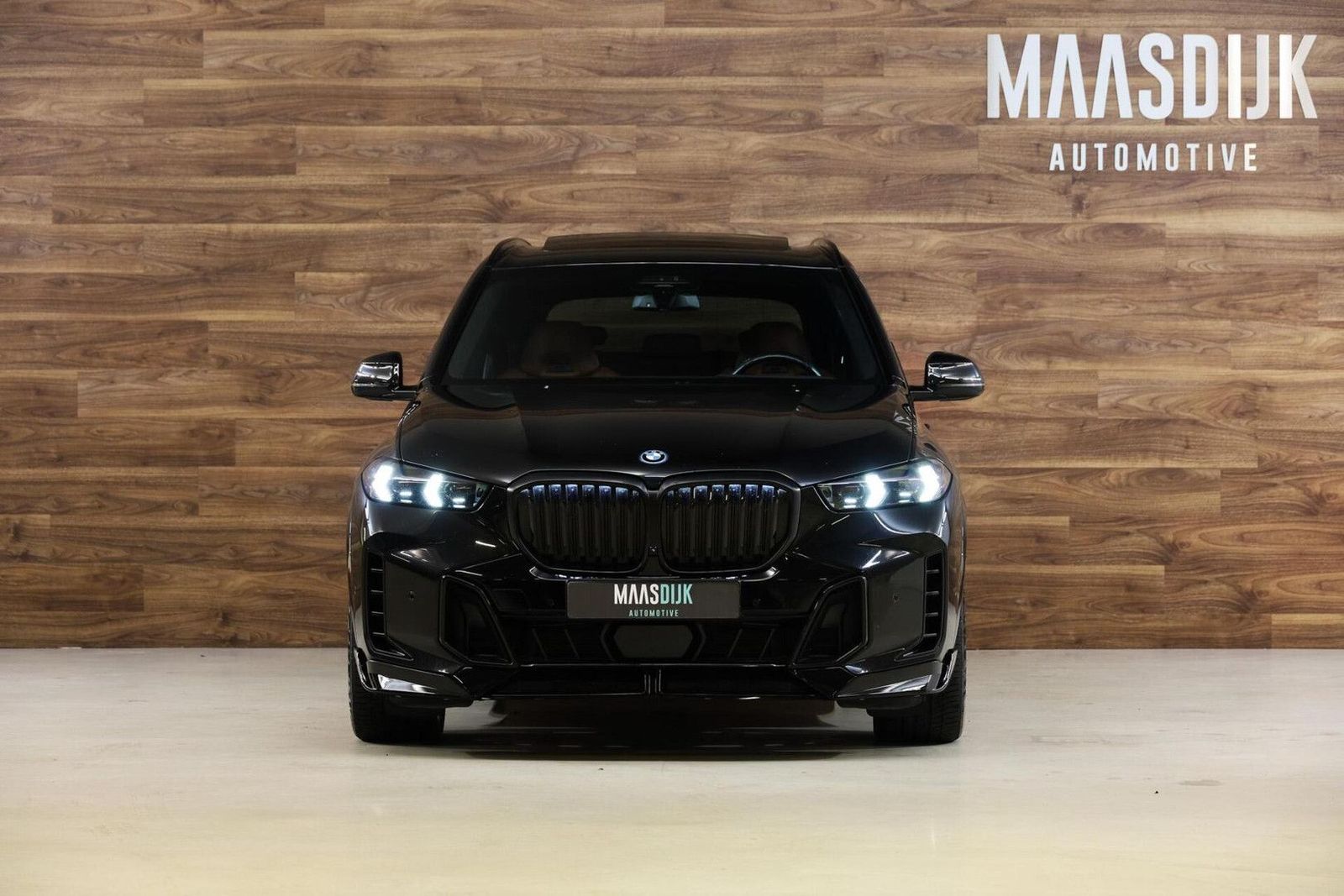BMW X5 xDrive50e M-Sport|Aero|Skylounge|Pano|HUD|H&K imagem 2