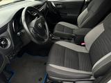 Toyota Auris Hybrid Edition-S NAVI KAMERA - Toyota Auris mit Hybrid-Antrieb: Limousine