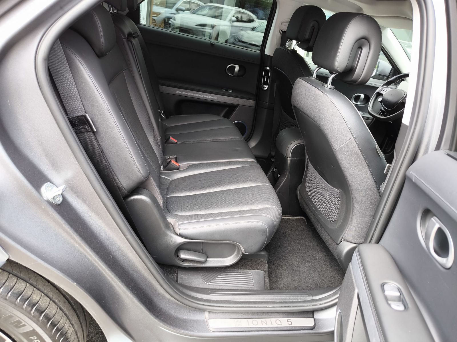 Fahrzeugabbildung Hyundai Ioniq 5 Uniq PANO+AHK+SHZ+HEADUP+NAV+ACC+360°+