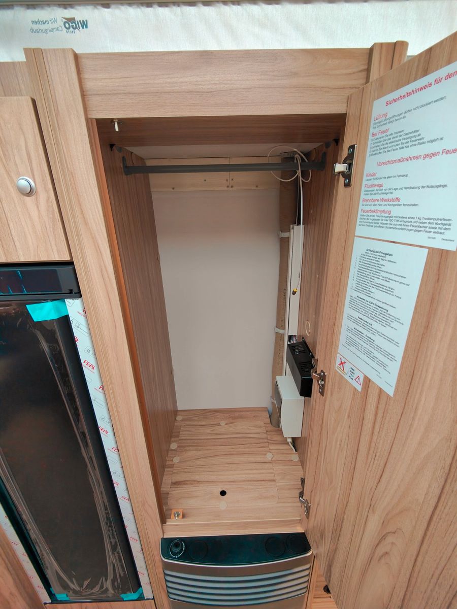 Fahrzeugabbildung HYMER / ERIBA / HYMERCAR Feeling 515 Elegance - SPRING SALE -