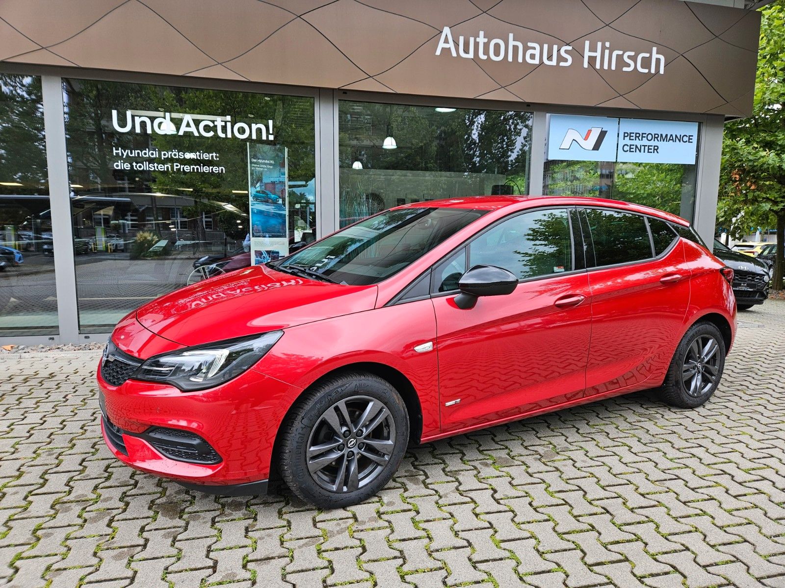 Fahrzeugabbildung Opel Astra K 1.4 Turbo Design&Tech LED Kamera SHZ LHZ