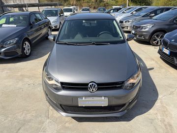 Volkswagen Polo - 2