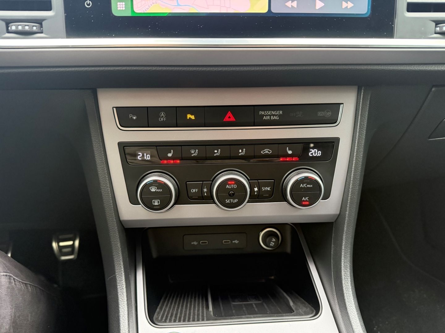 SEAT Ateca FR AHK-klappbar Navi Digitales Cockpit LED - Image 19