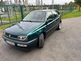 Volkswagen Golf 3 mit Automatikgetriebe - Volkswagen Golf: Automatikgetriebe