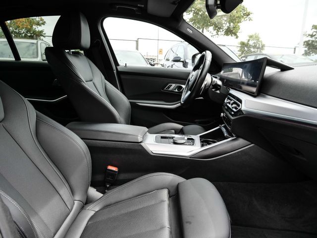 BMW 330, 2023 — 16