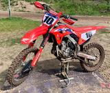 Honda CRF 250 R - HONDA CRF 250