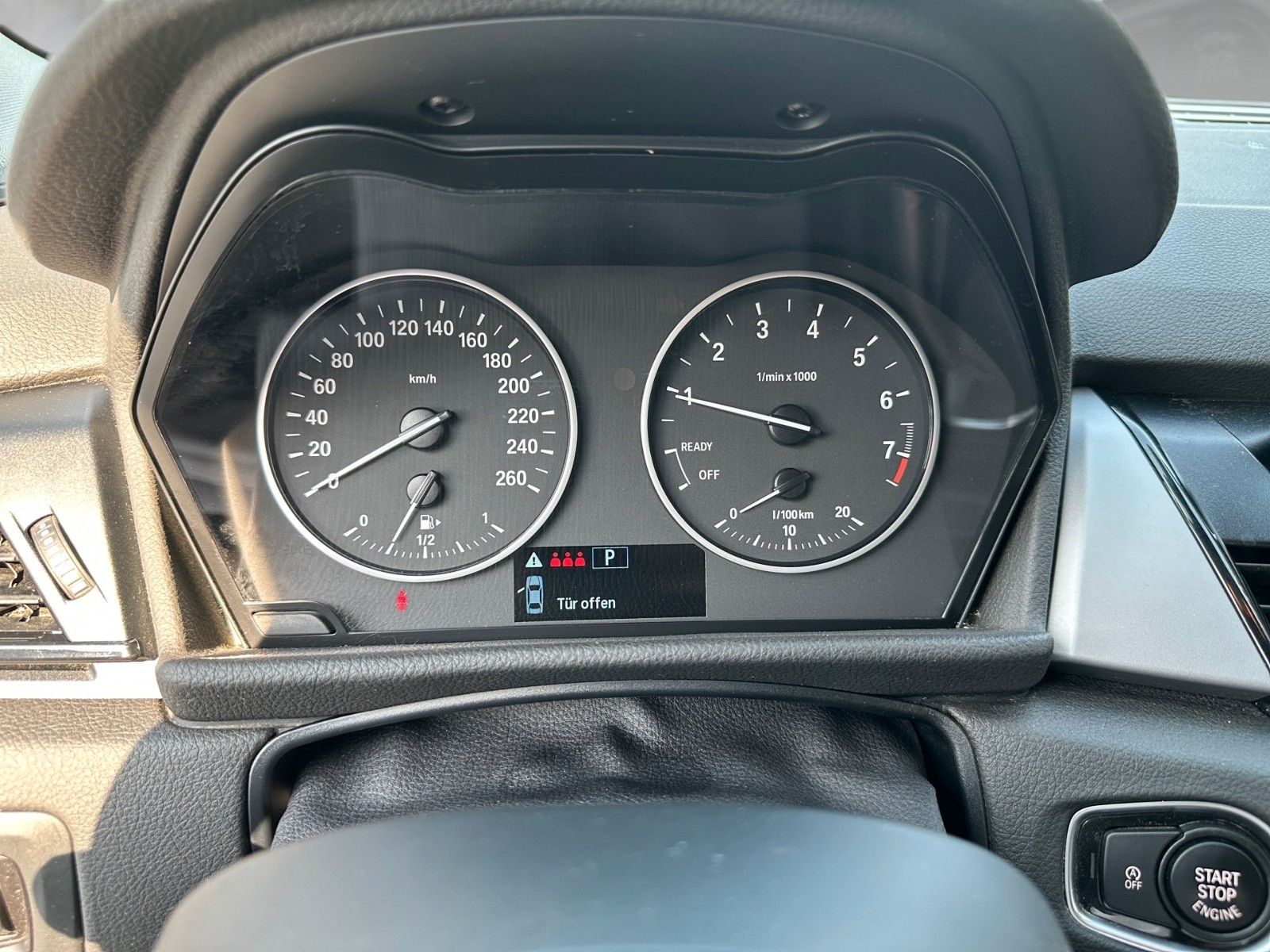BMW 218 2 Active Tourer 218 i – Bild 12