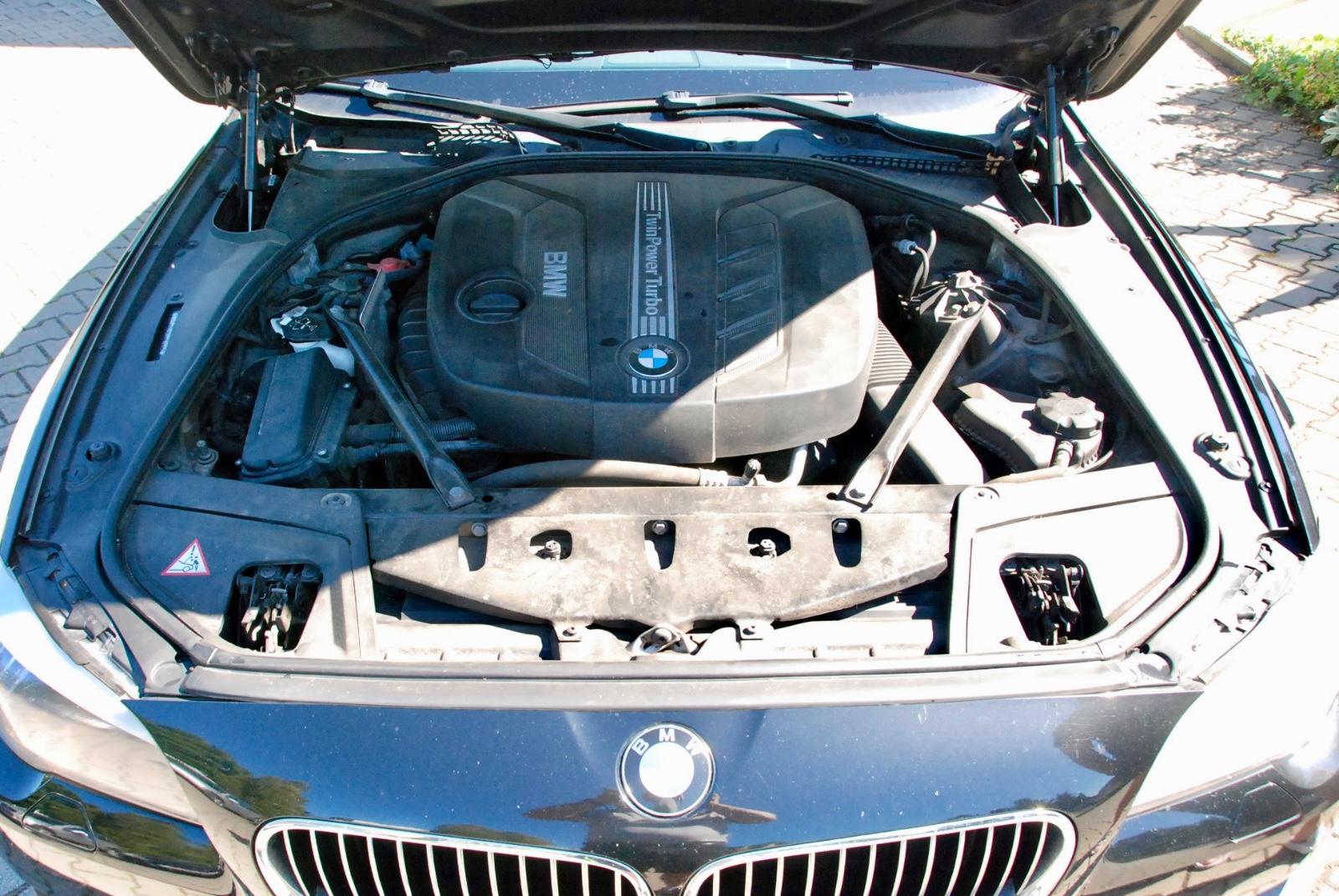 BMW 520 2012 — photo 15