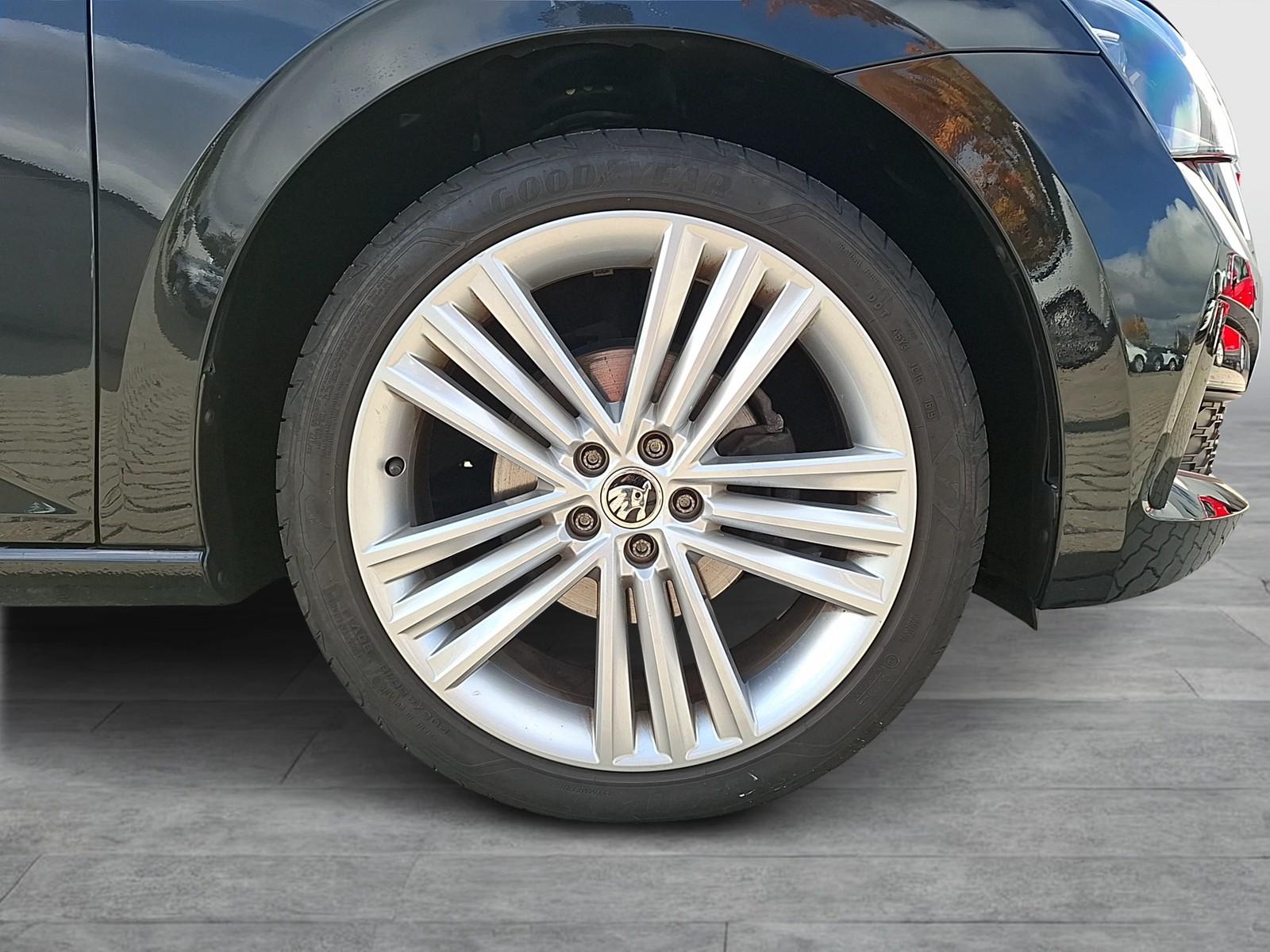 Skoda Scala TSI Style DSG LED VC Pano ACC RFK SH 18"