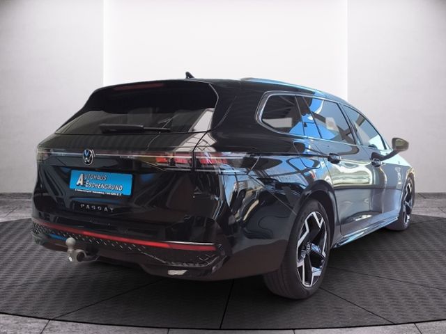 Fahrzeugabbildung Volkswagen Passat Variant 2.0 TDI DSG R-LINE MATRIX-LED NAV