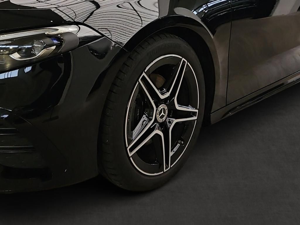 Fahrzeugabbildung Mercedes-Benz A 180 AMG Night Pano SDHZ LED Sound KeyLess KAM