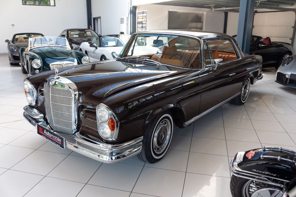 Mercedes-Benz 280