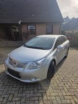 Toyota Avensis 2.2 diesel Avtomatic - Toyota Avensis Gebrauchtwagen in Bremen