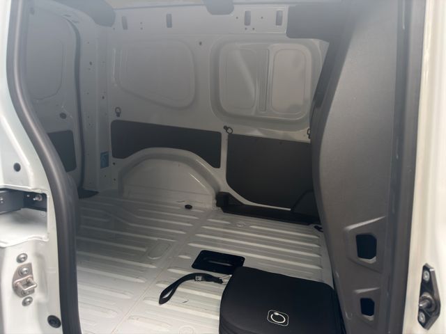 Mercedes-Benz eCitan Kasten – image 17 of 19
