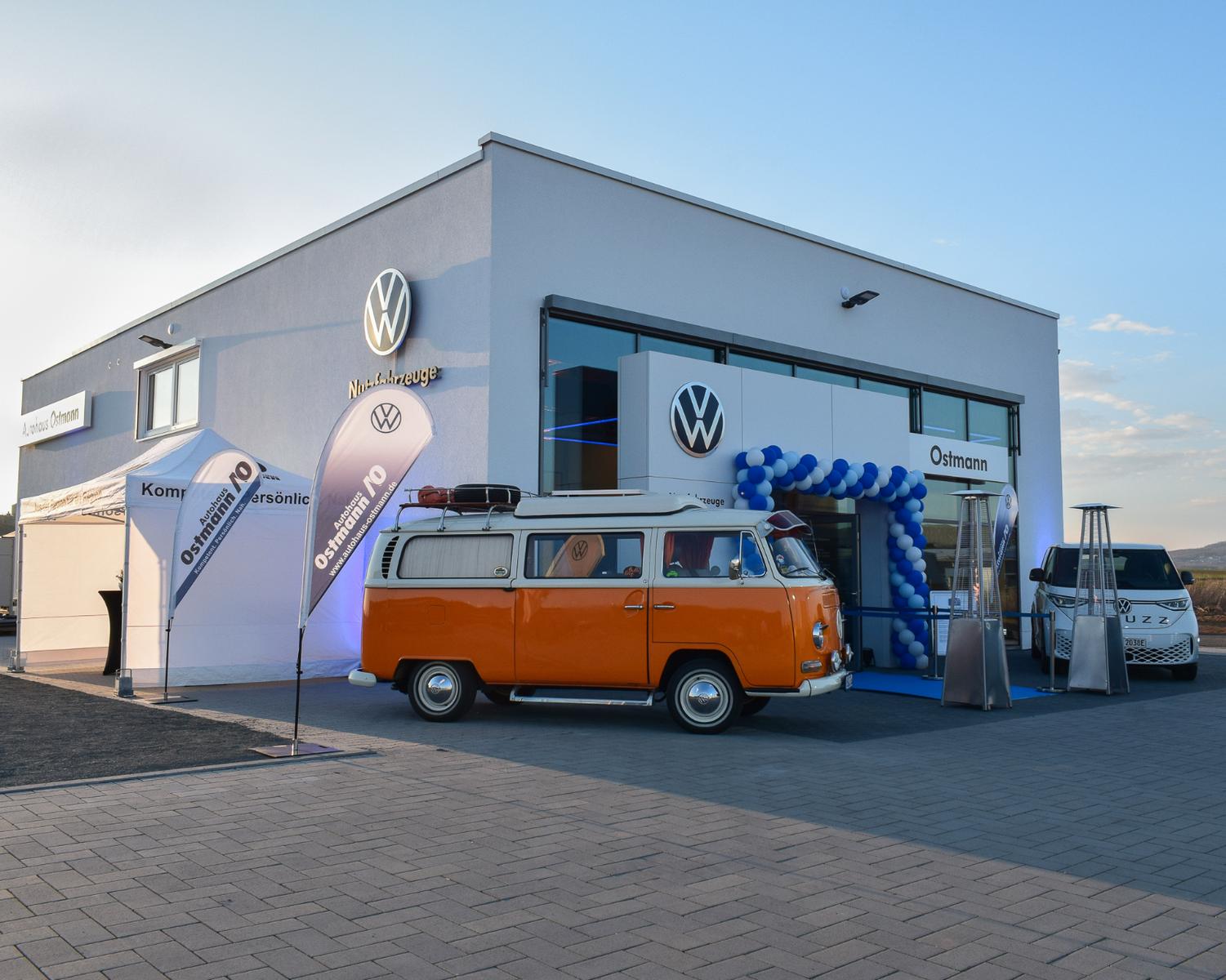 showroom-image-bottom