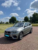 BMW X5 M F85  - BMW X5 M mit Benzin-Antrieb