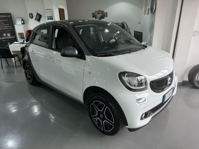 Smart SMART FORFOUR AUTOMATICA PASSION TETTO PANORAMIC