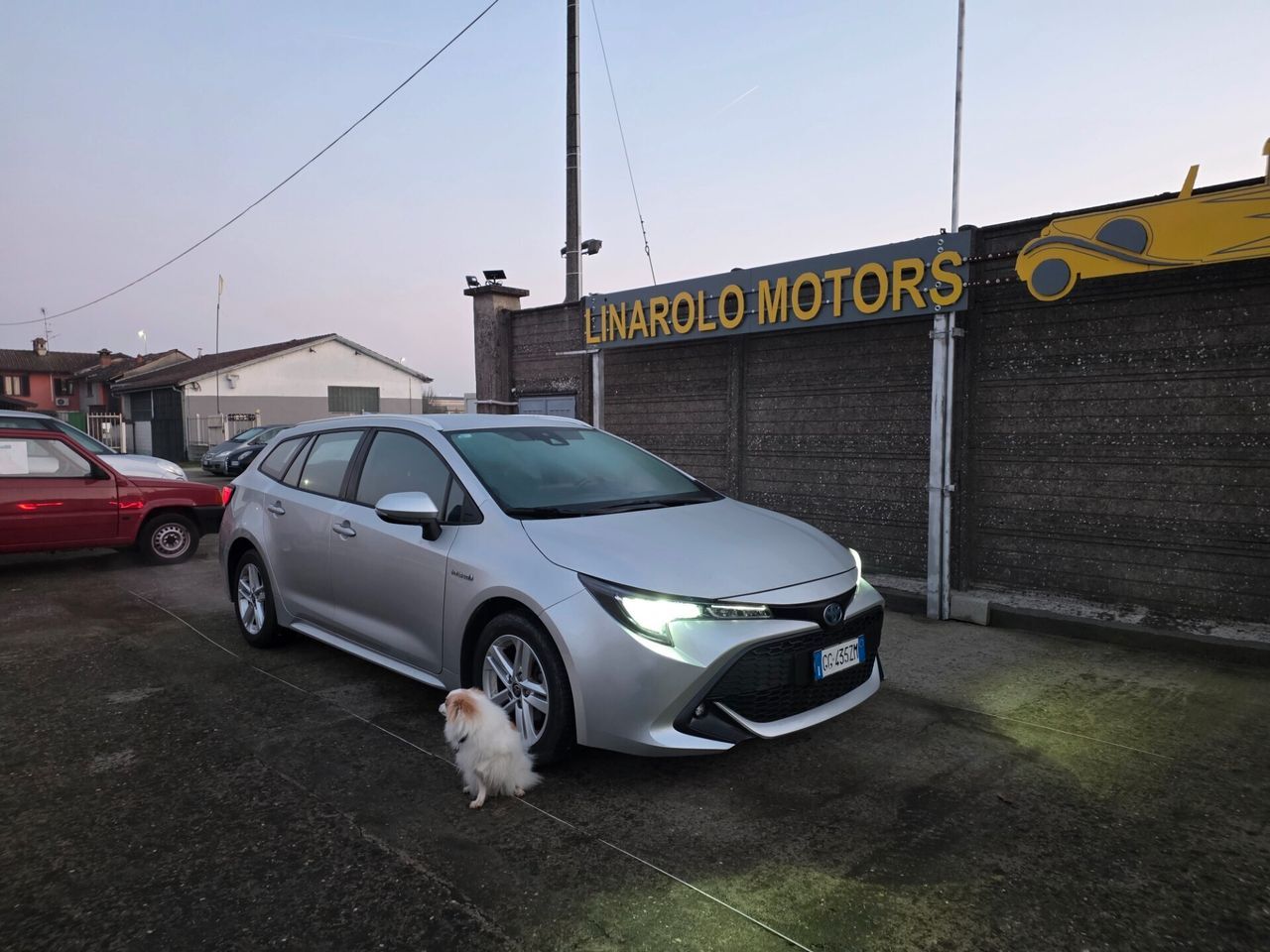 Toyota Corolla Touring Sports 1.8 Hybrid Busines