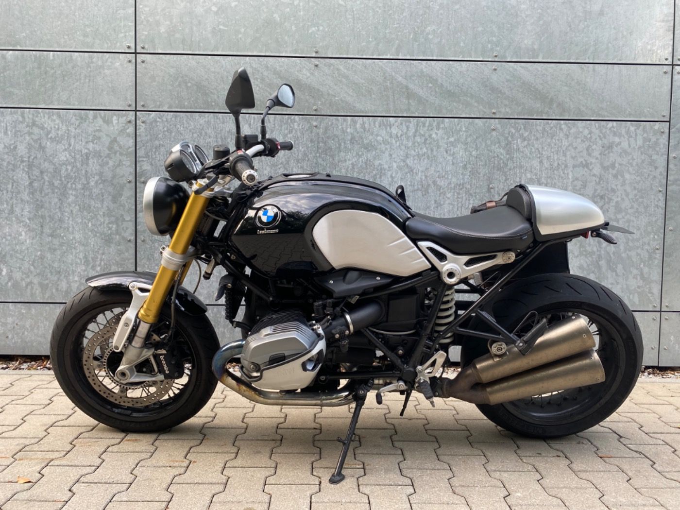 Fahrzeugabbildung BMW R nine T viel Zubehör