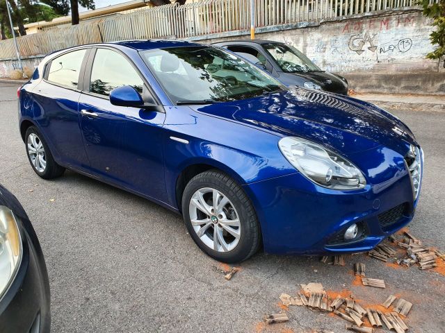 Alfa Romeo Giulietta 1.6 JTDm-2 105 CV Distincti