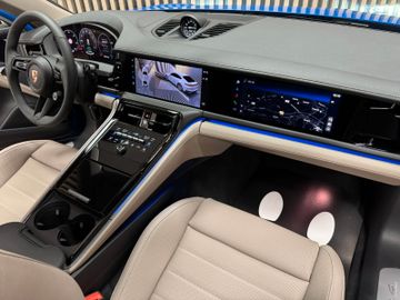 Porsche Panamera - 11