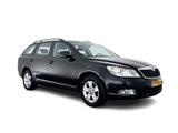 Skoda Octavia kombi 1.6 TDI Ambition Business Line Aut - Skoda Octavia aus 2012 mit Diesel-Antrieb: Kombi, 1.6