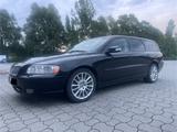 Volvo V70 2.4D 120kW Automatik gepflegt - Volvo: D12