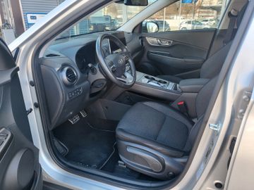 Fahrzeugabbildung Hyundai NEW KONA Elektro Style Navi Assistenz LED Wärmep