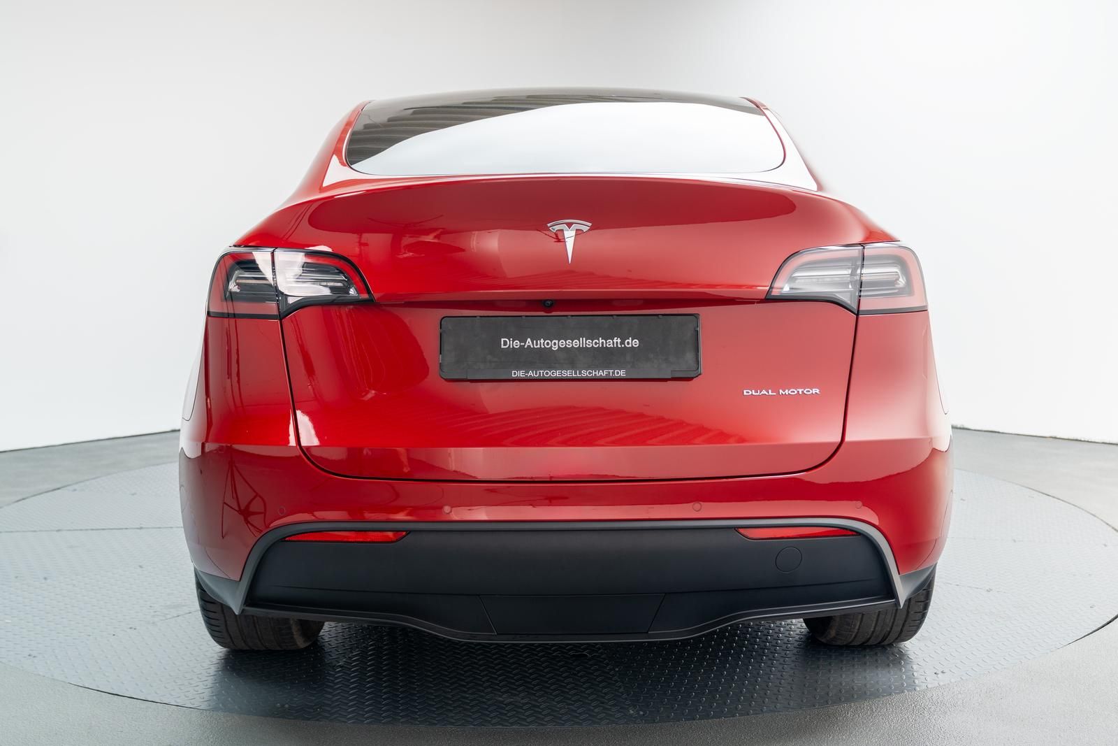 Tesla Model Y Max Range Dual AWD LED NAVI PANO foto 8