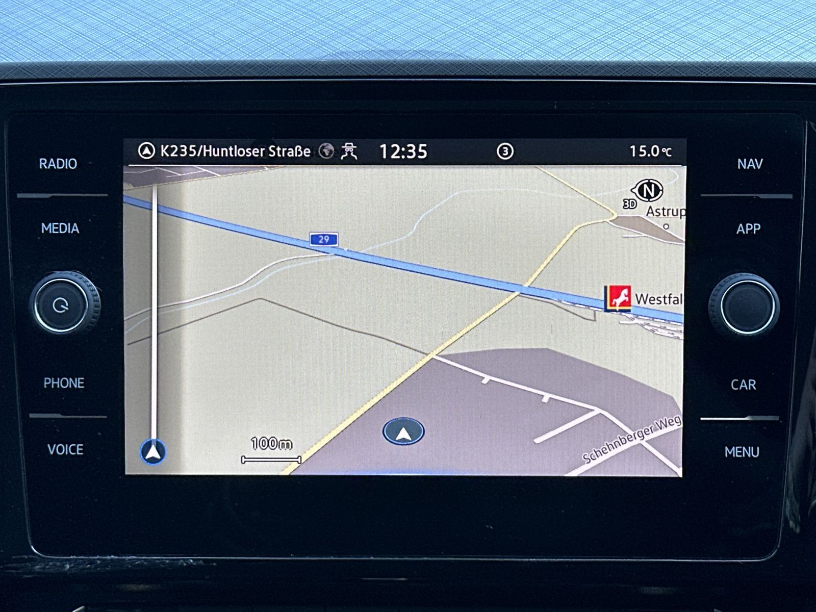 Fahrzeugabbildung Volkswagen Passat Variant 2.0 TDI DSG Business NAV+LED+ACC