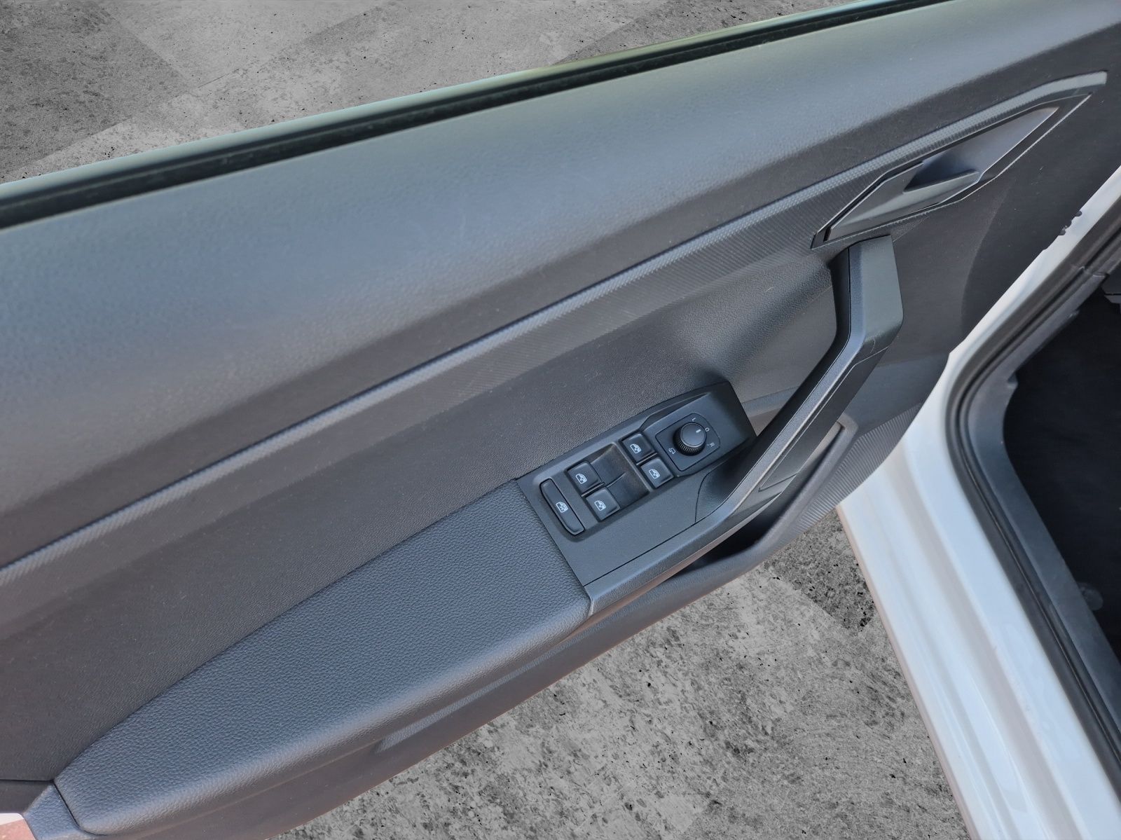 Fahrzeugabbildung SEAT Ibiza 1.0 Reference LED Klima DAB PDC SHZ LM