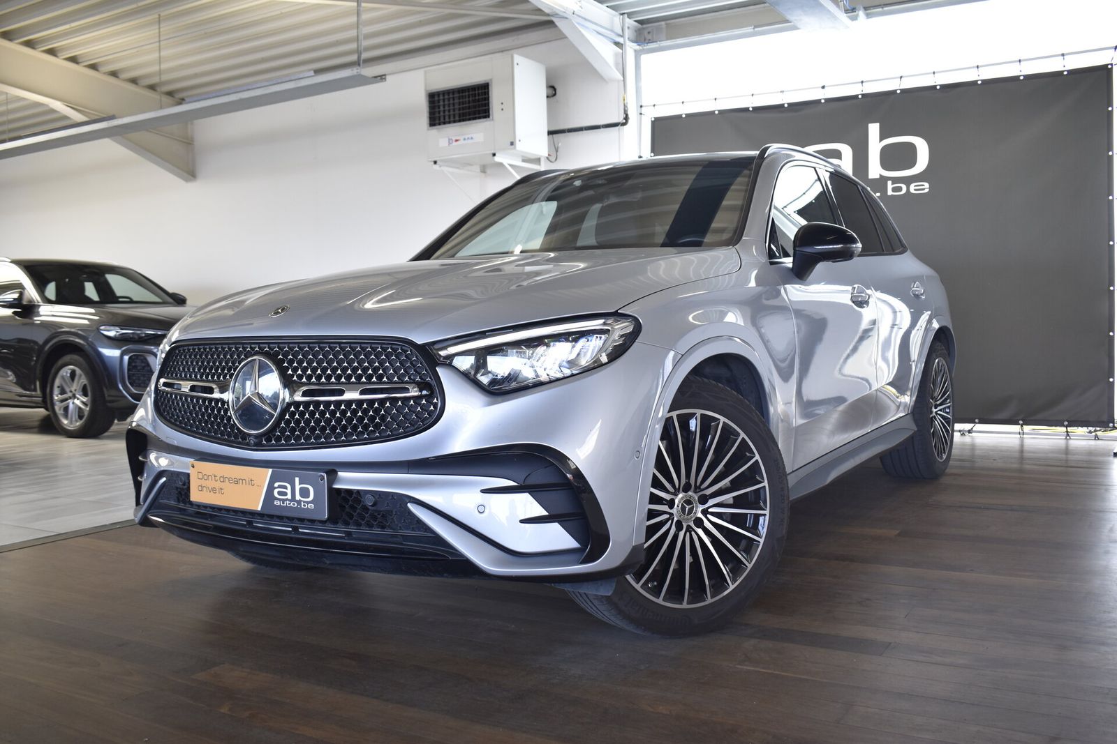 Mercedes-Benz GLC 200 AMG 4MATIC, NIGHT PAKKET, PANO, 360, BUR