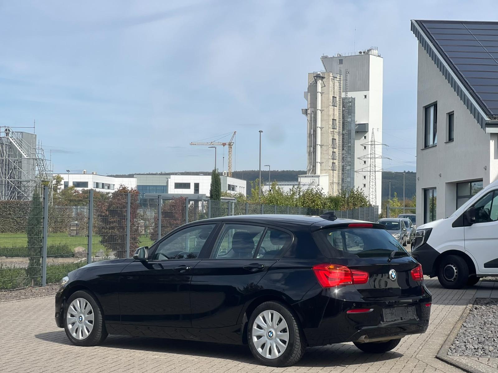 BMW 116 1 Limousin*1 Hand* Bmw Servicegepflegt*