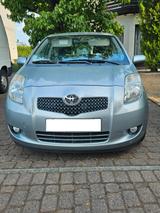 Toyota Yaris 1.3 VVT-i Executive | TÜV 04/2028 - Toyota Yaris: Executive