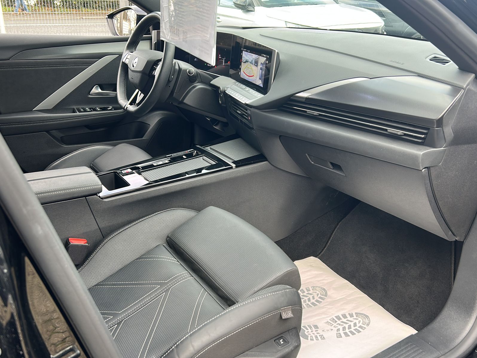 Fahrzeugabbildung Opel Astra Sports Tourer ST Ultimate *HEAD UP*MATRIX*