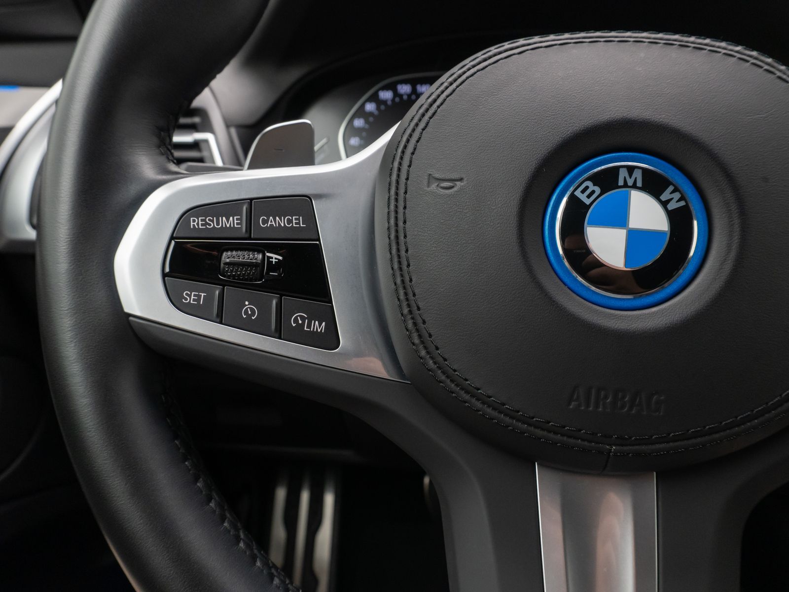 Fahrzeugabbildung BMW X3 xD30e M Sport DAB Kamera HiFi LED DriveAs 19"